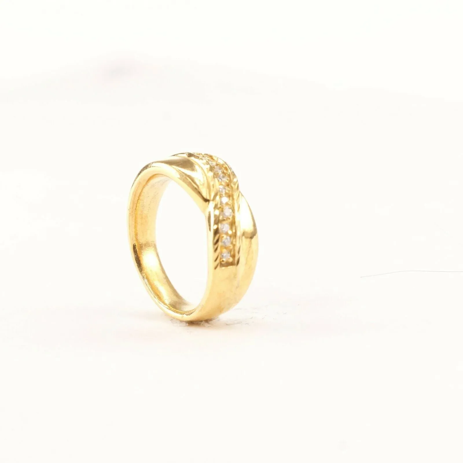 22k Ring Solid Gold ELEGANT Charm Ladies Ring SIZE 5-3/4 RESIZABLE r2180