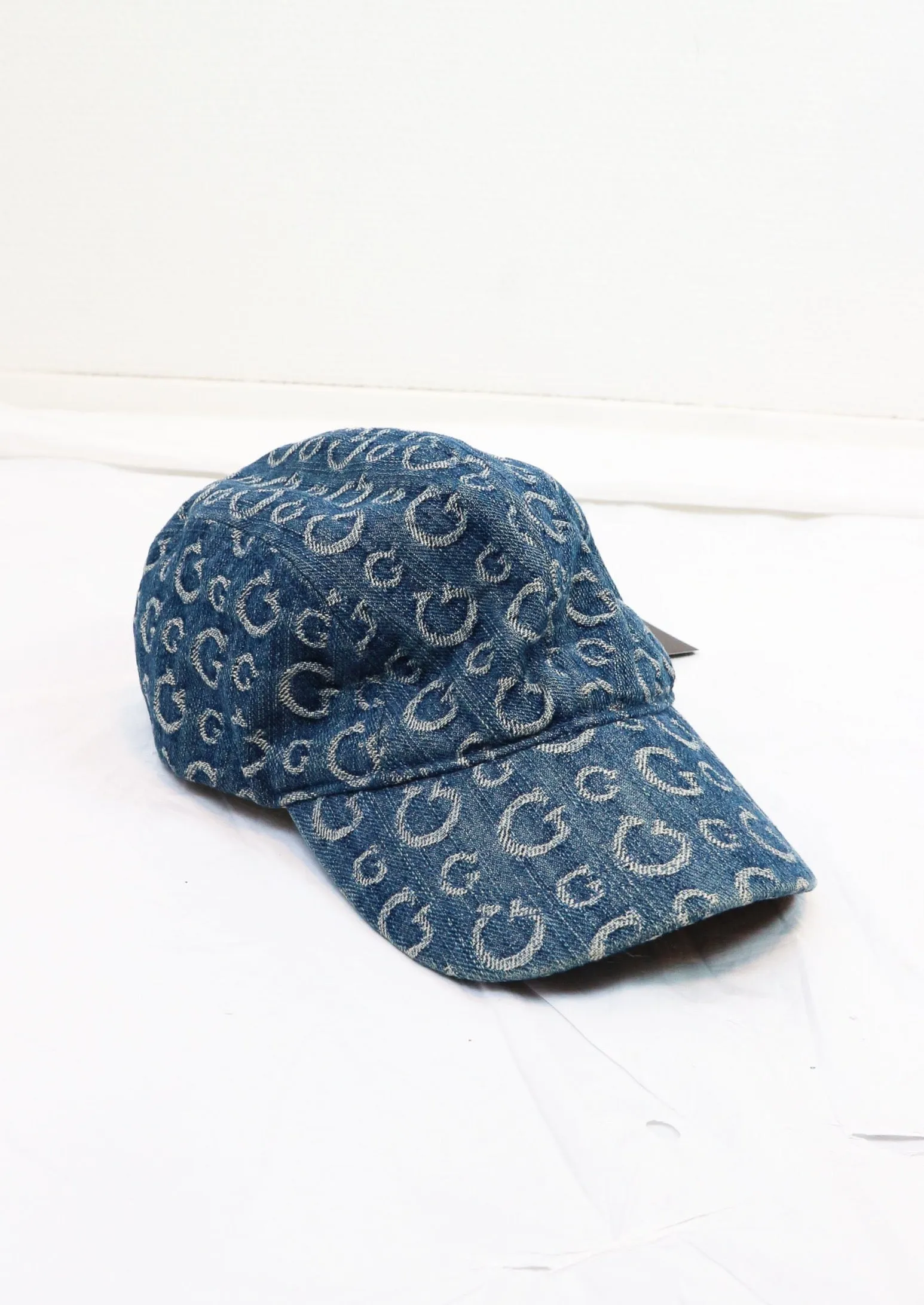 Guess Vintage Monogram Cap