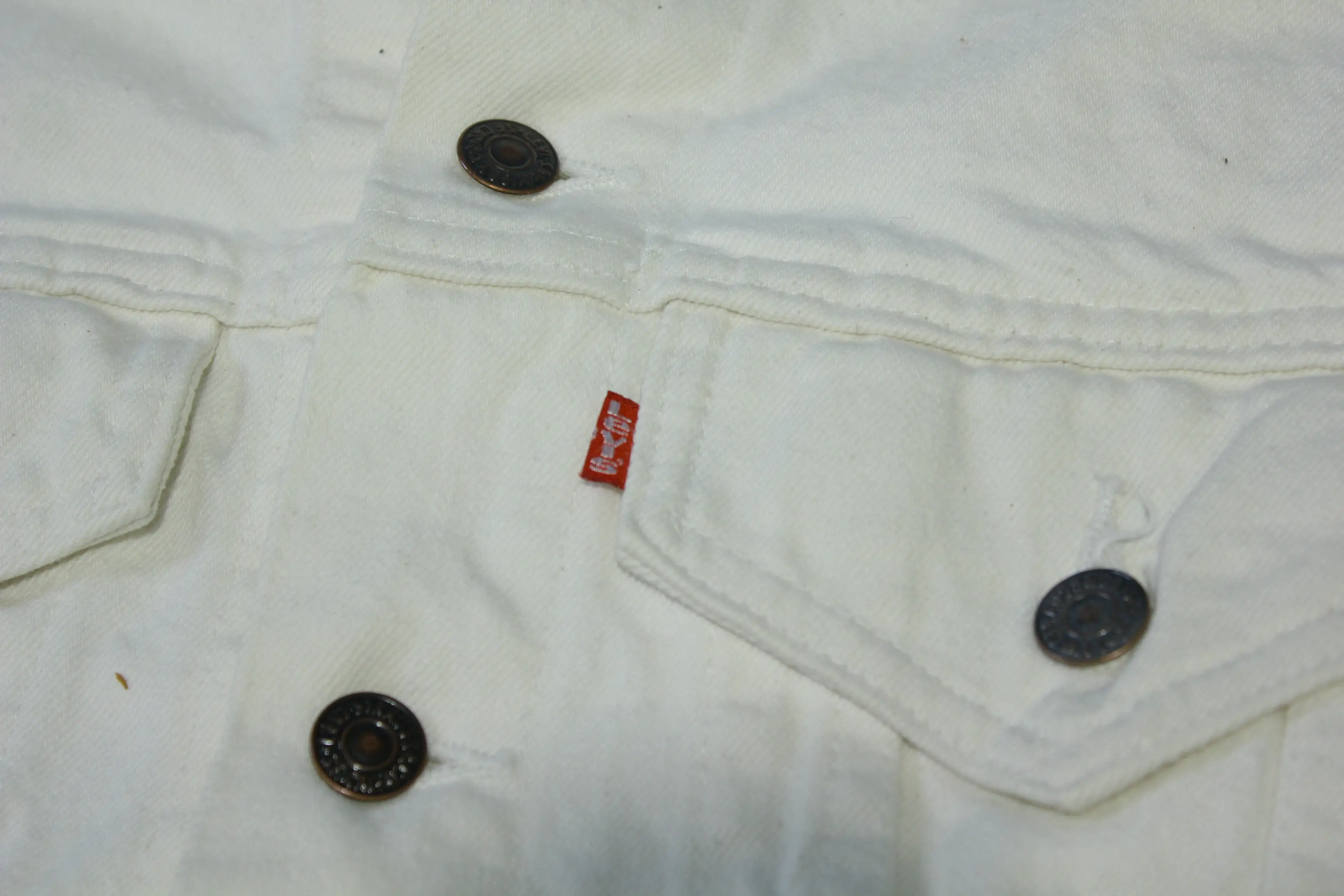 Levis 70506-0251 WPL 423 Vintage 80's Made in USA Cocaine White Denim Jean Jacket