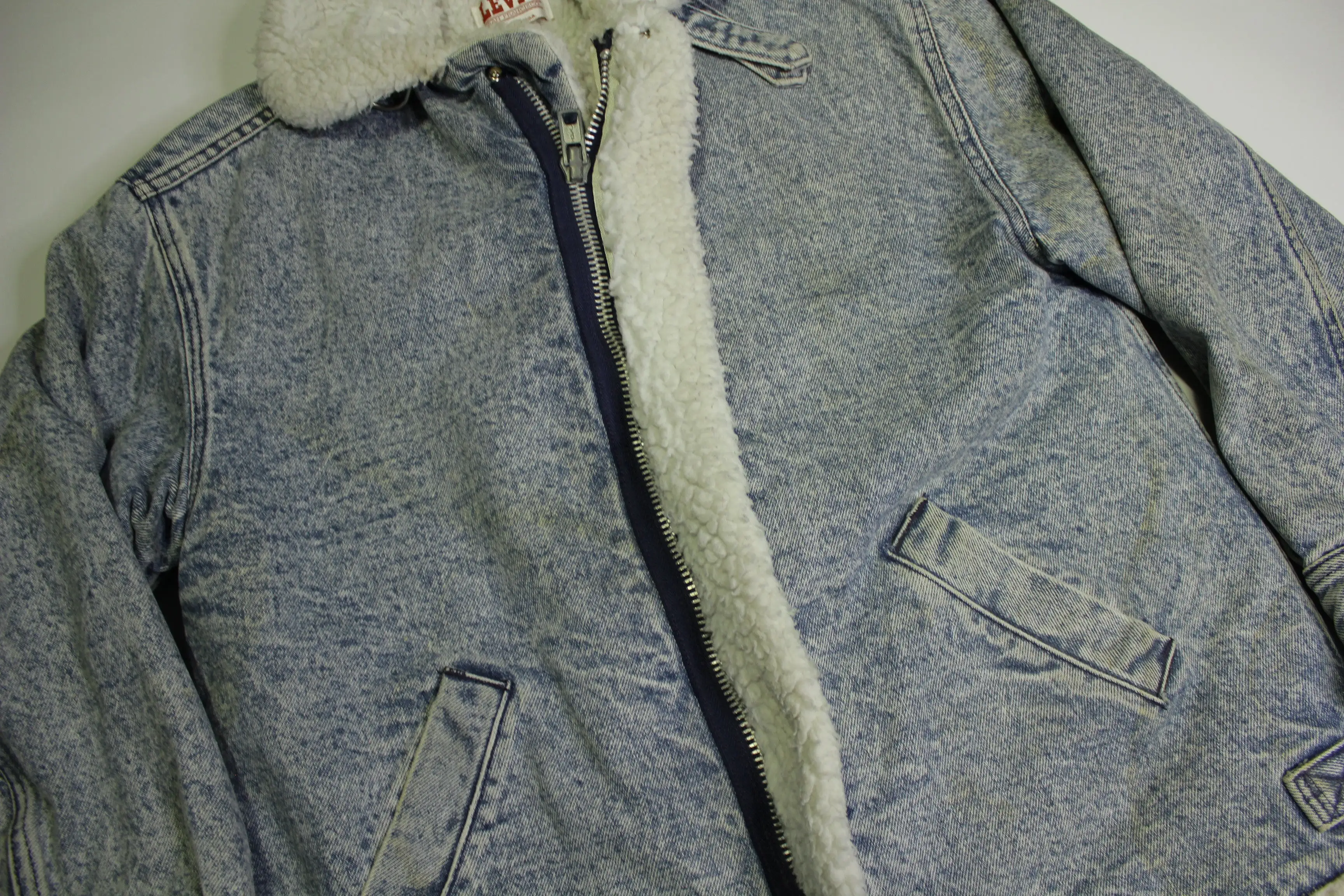 Levis RARE Buckle Collar San Francisco Sherpa Lined Acid Washed 80's Denim Jean Jacket