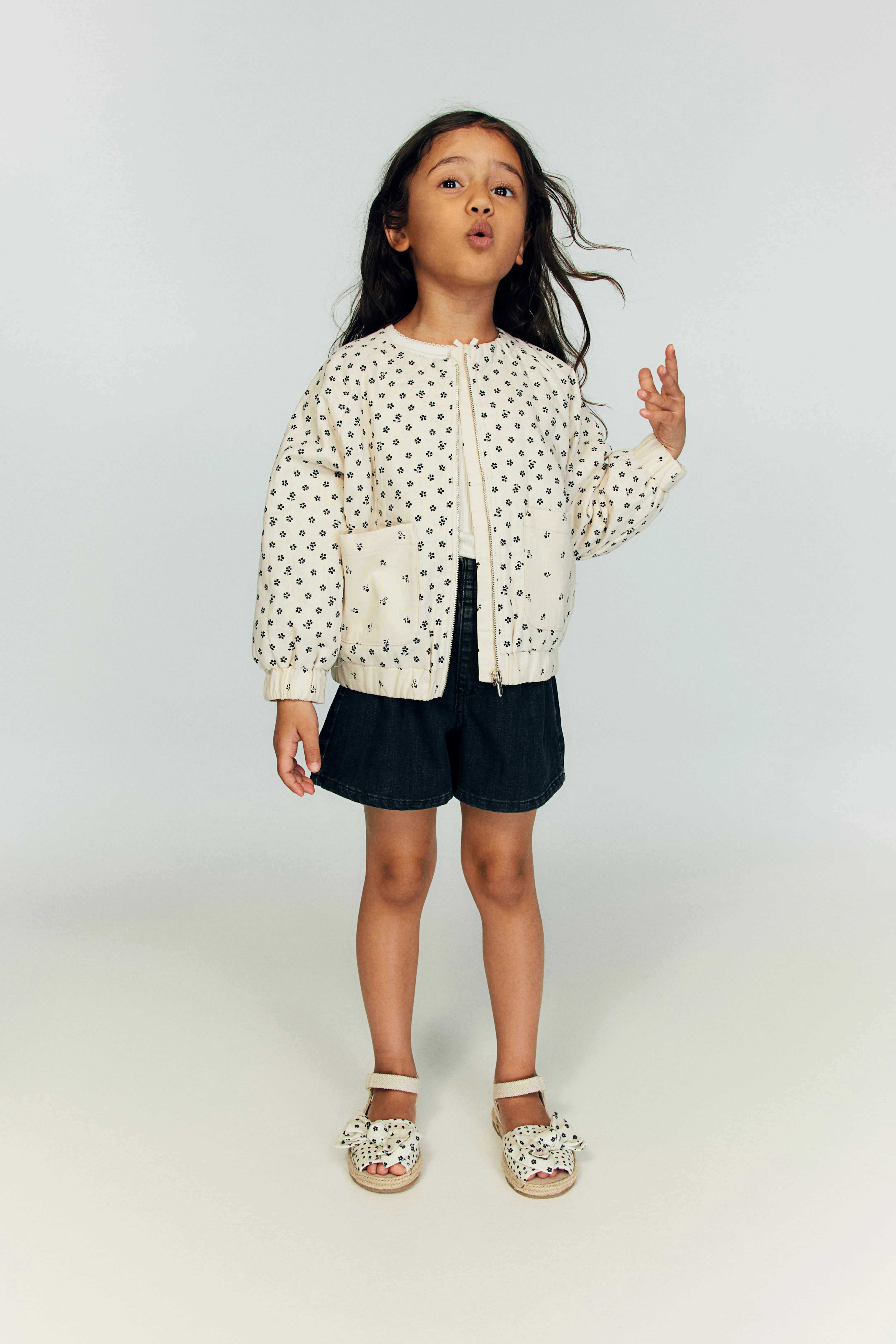 Patterned linen-blend jacket - Round neck - Long sleeve - Light beige/Floral - Kids | H&M GB