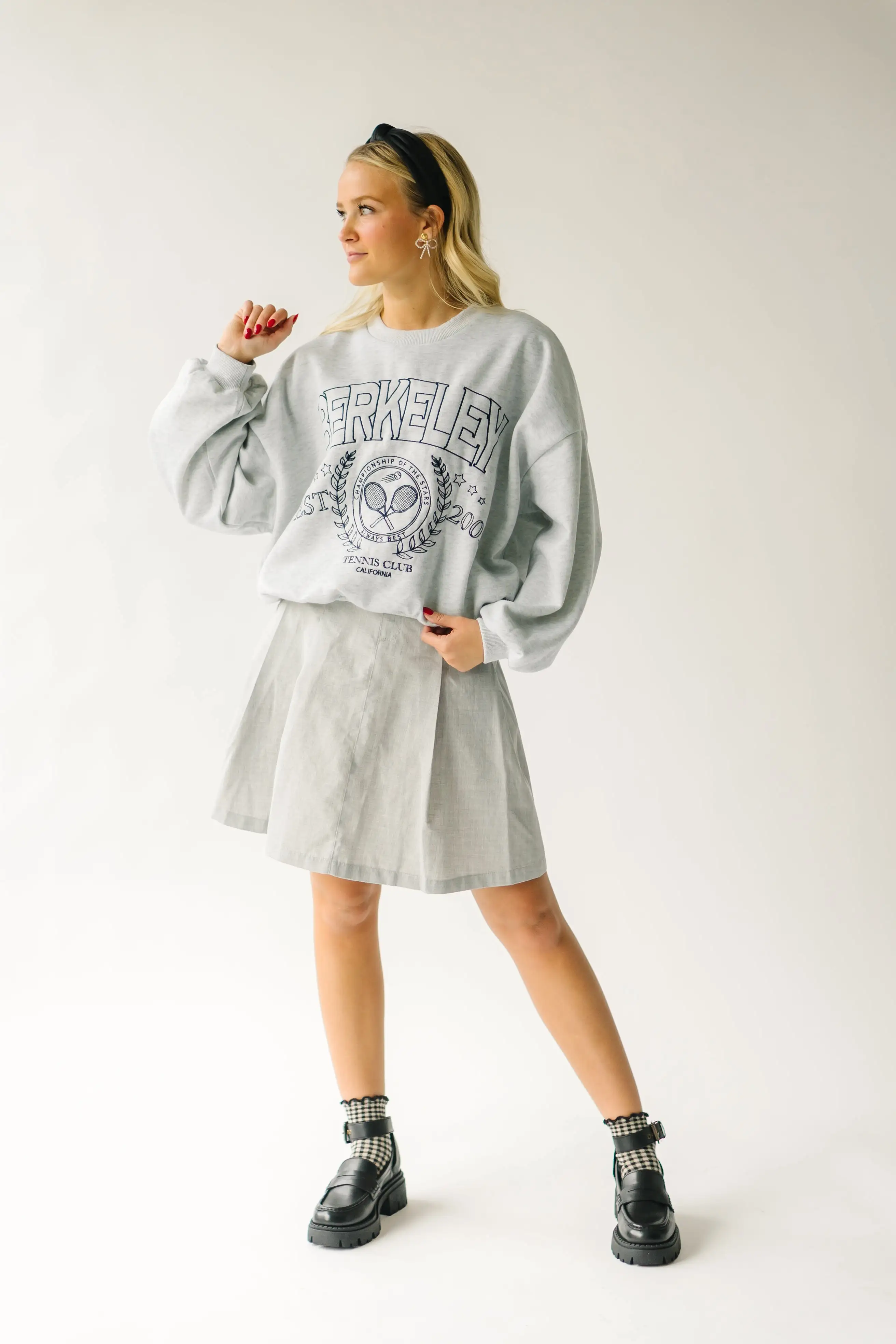 The Berkeley Graphic Sweatshirt in Heather Grey